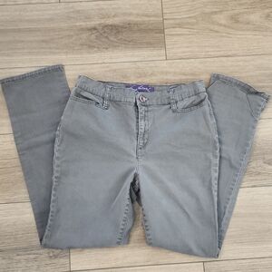 Gloria Vanderbilt Women's Amanda Trouser, Size 6P